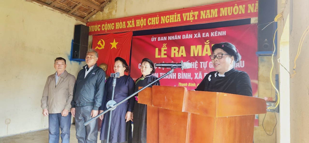 Uỷ ban Nhân dân xã Ea Kênh tổ chức Lễ ra mắt Câu lạc bộ Liên thế hệ tự giúp nhau thôn Thanh Bình, xã Ea Kênh
