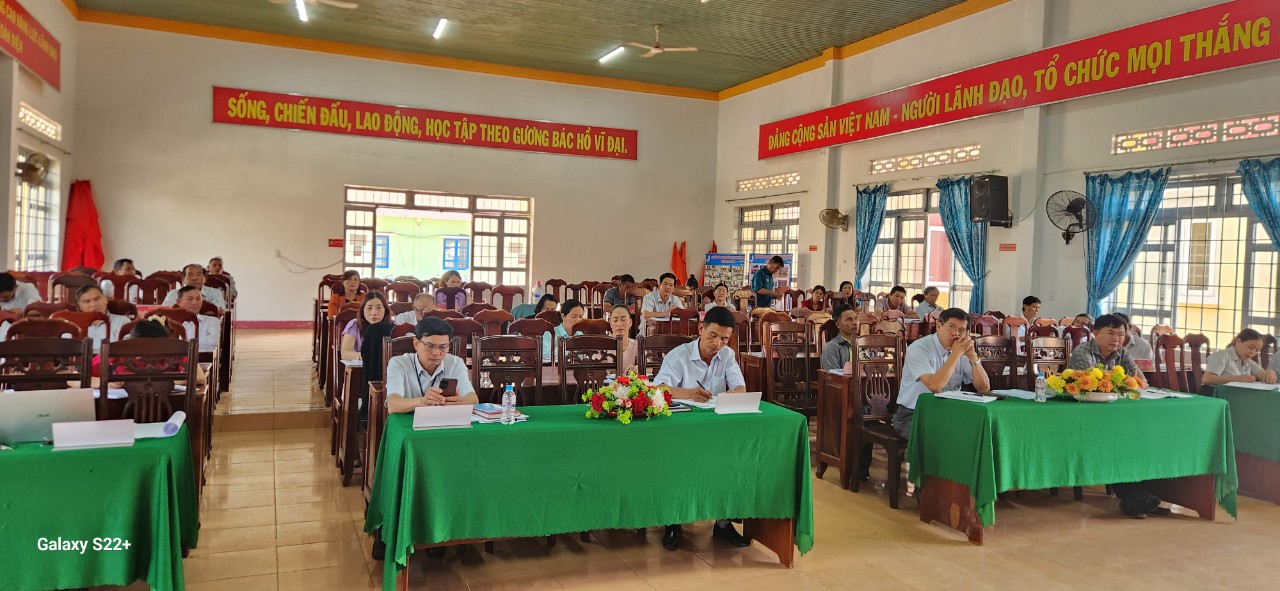Đảng ủy xã Ea Kênh tổ chức Hội nghị sơ kết quý I và triển khai nhiệm vụ quý II năm 2024